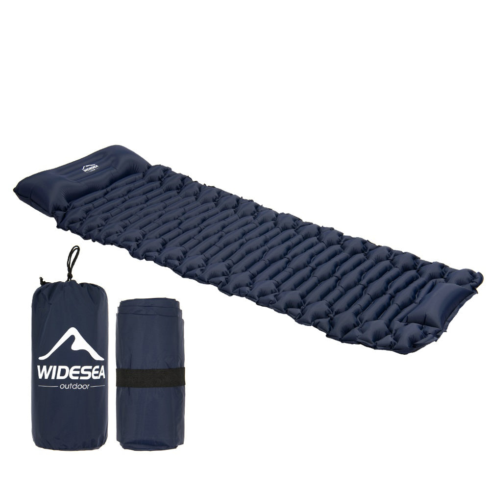 Camping sleeping pad with air pumb